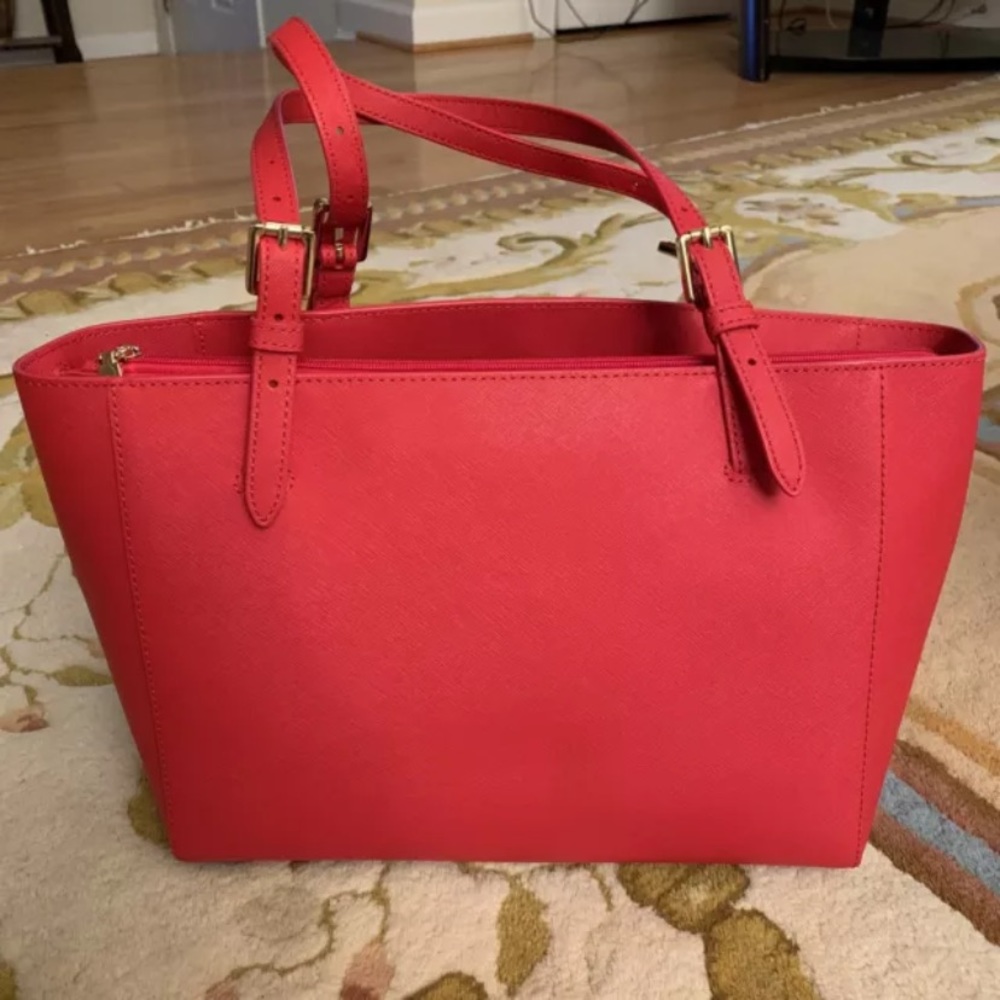 NWOT Bright Red Tory Burch Handbag W Compartments - Picture 2 of 12